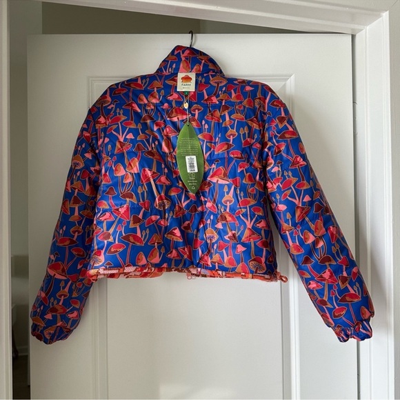 Farm Rio Rose Wild Horses Tricot Reversible Puffer Jacket - Picture 11 of 12